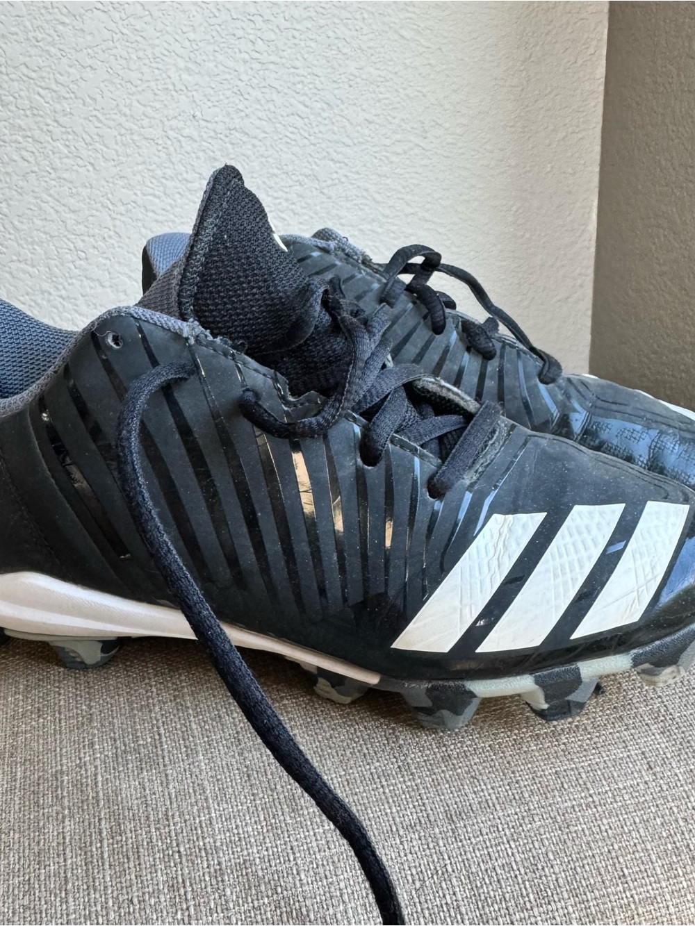 Adidas baseball cleats for kids size 1 1/2